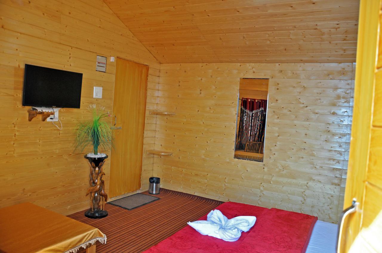 Heavens Retreat Hotel Solan Luaran gambar